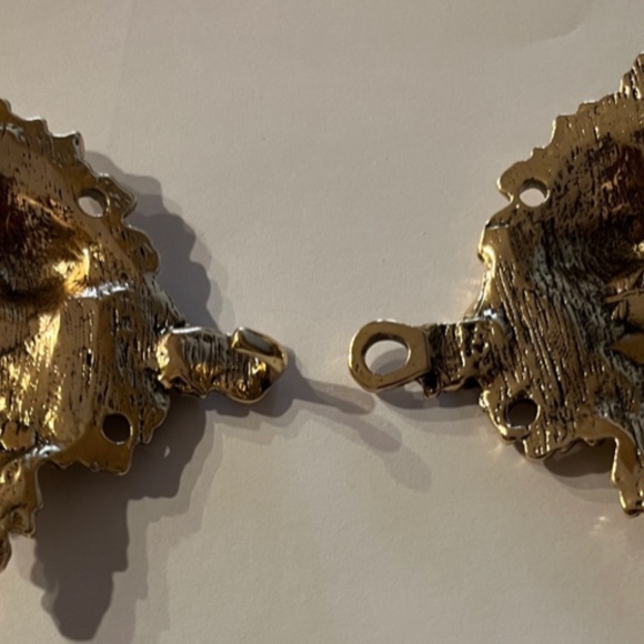 gold greenman cloak clasp - Picture 5 of 5